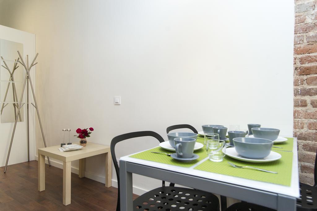 Apartments Barcelona Sagrada Chambre photo