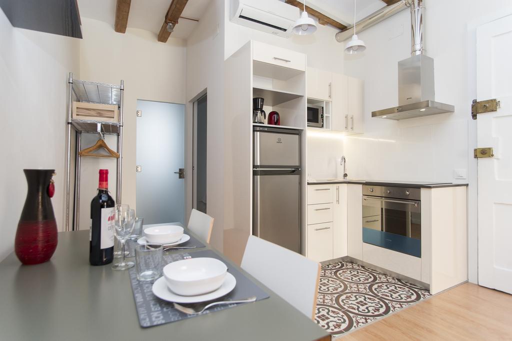 Apartments Barcelona Sagrada Chambre photo