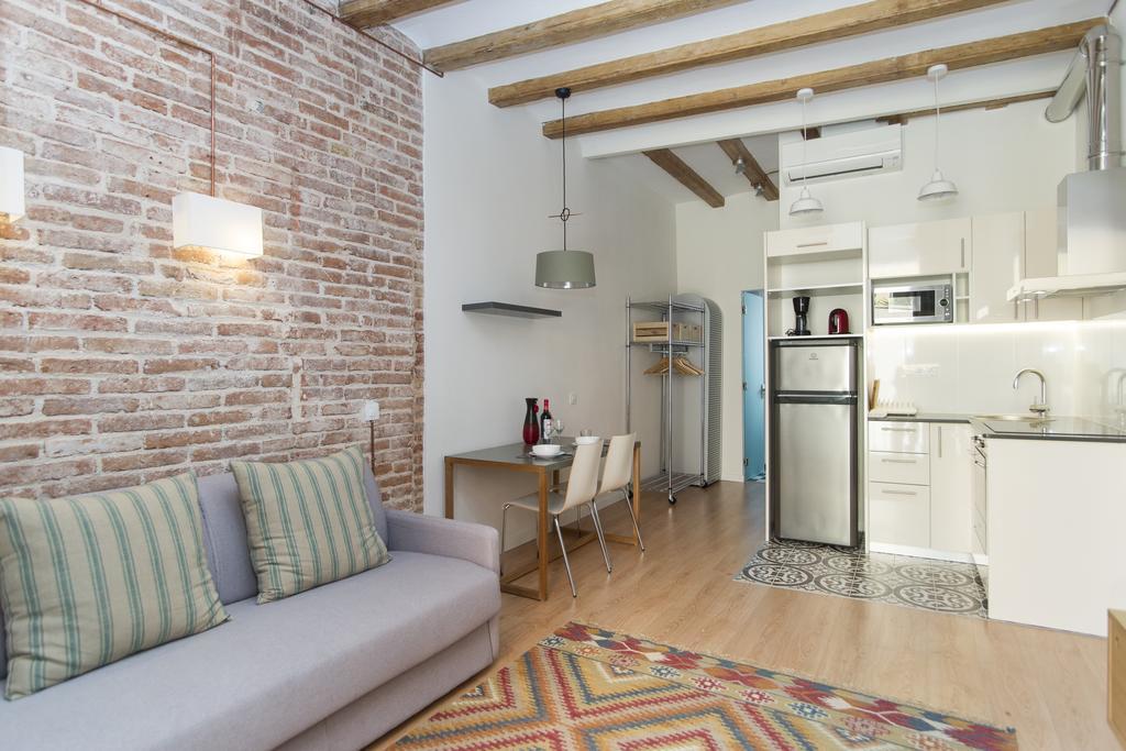 Apartments Barcelona Sagrada Chambre photo