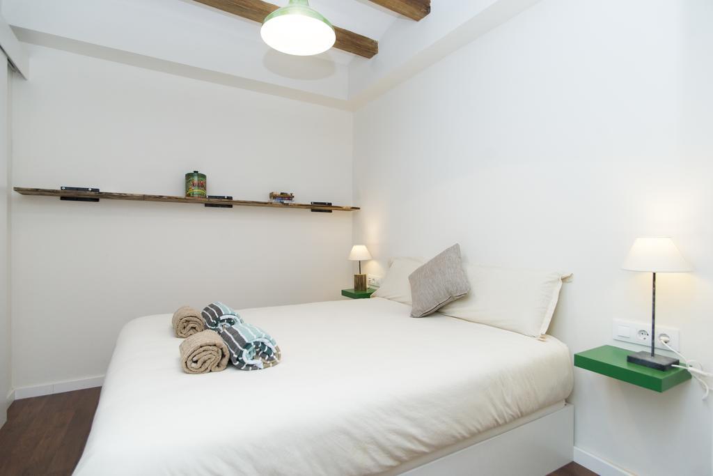Apartments Barcelona Sagrada Chambre photo