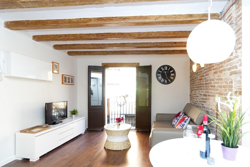 Apartments Barcelona Sagrada Chambre photo
