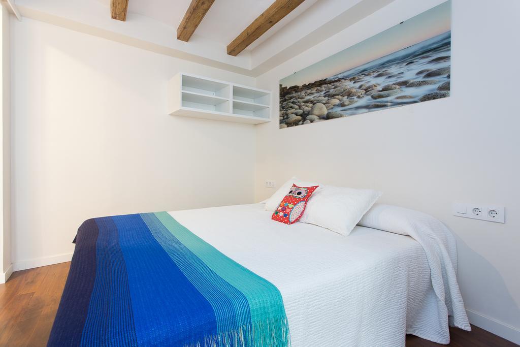 Apartments Barcelona Sagrada Chambre photo