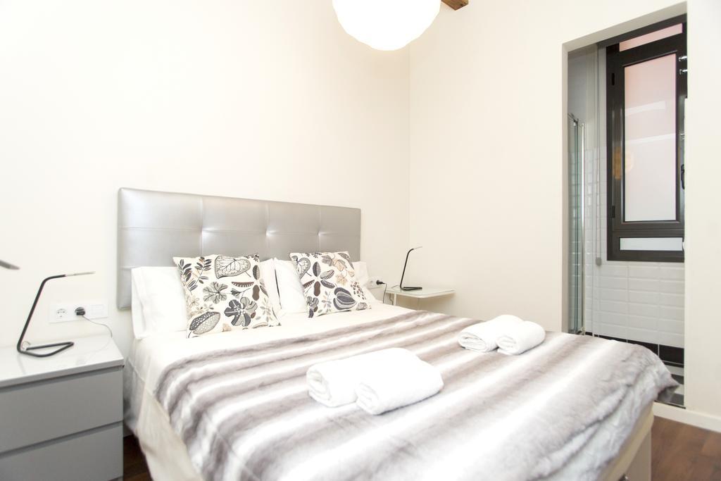 Apartments Barcelona Sagrada Extérieur photo
